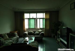 原苏宁电器边上三室二厅住房精装修拎包可以入住 个人房不是中介 - 六盘水28生活网 lps.28life.com